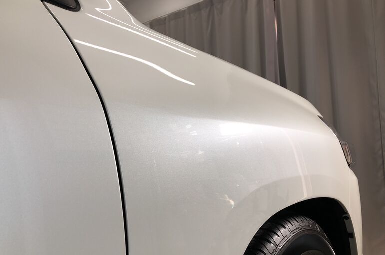 E6706456-7E76-445D-AE69-1B98EF113EF2