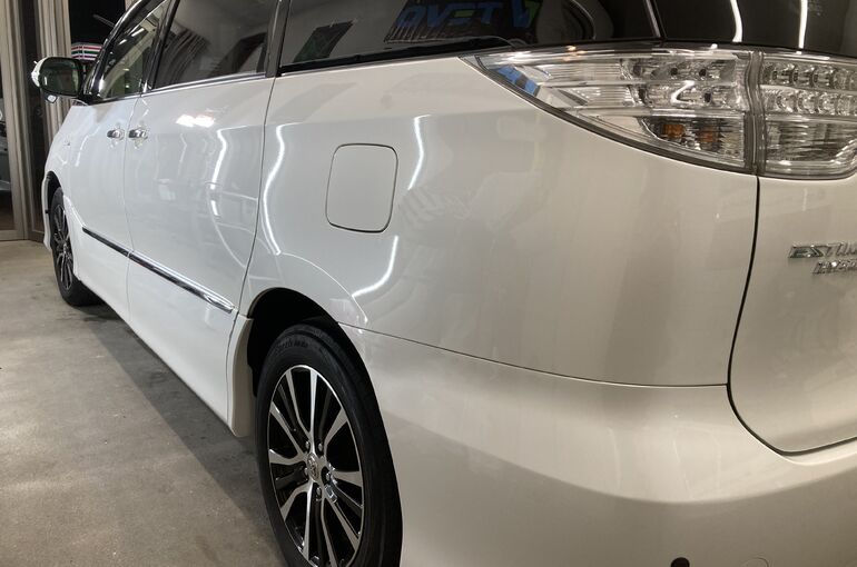 ED7D8F54-B1CC-4145-AFF8-135A63214381