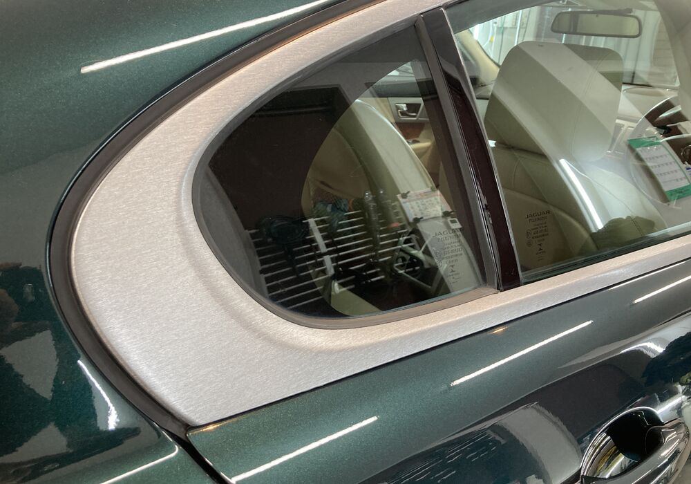 D36484E7-F629-4889-8EAB-AD21D7B62F6F