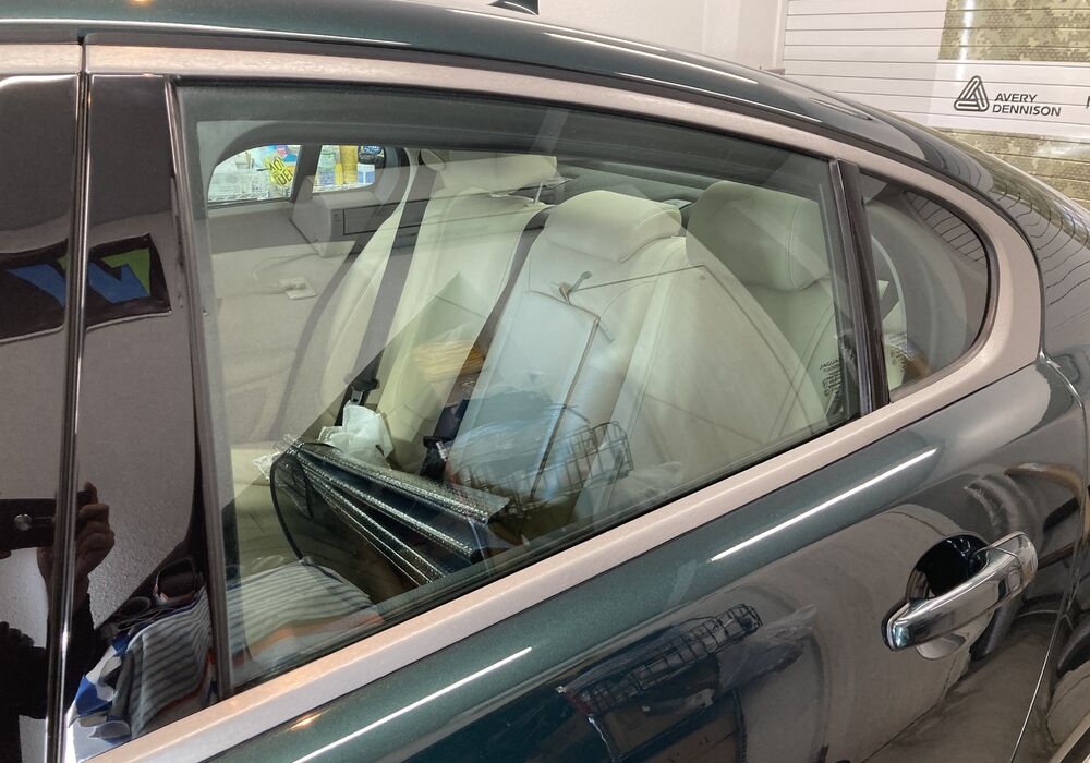 70939D50-C50D-4BB9-876B-607285D4C10E