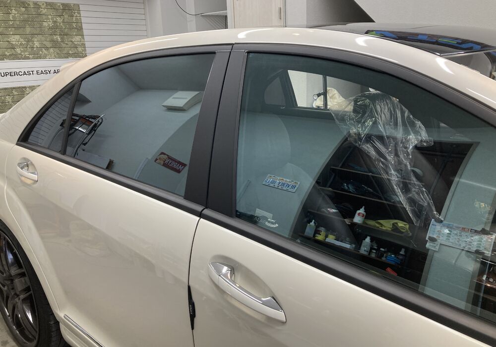 ACAE0B17-D99A-41BF-880F-53173590B883